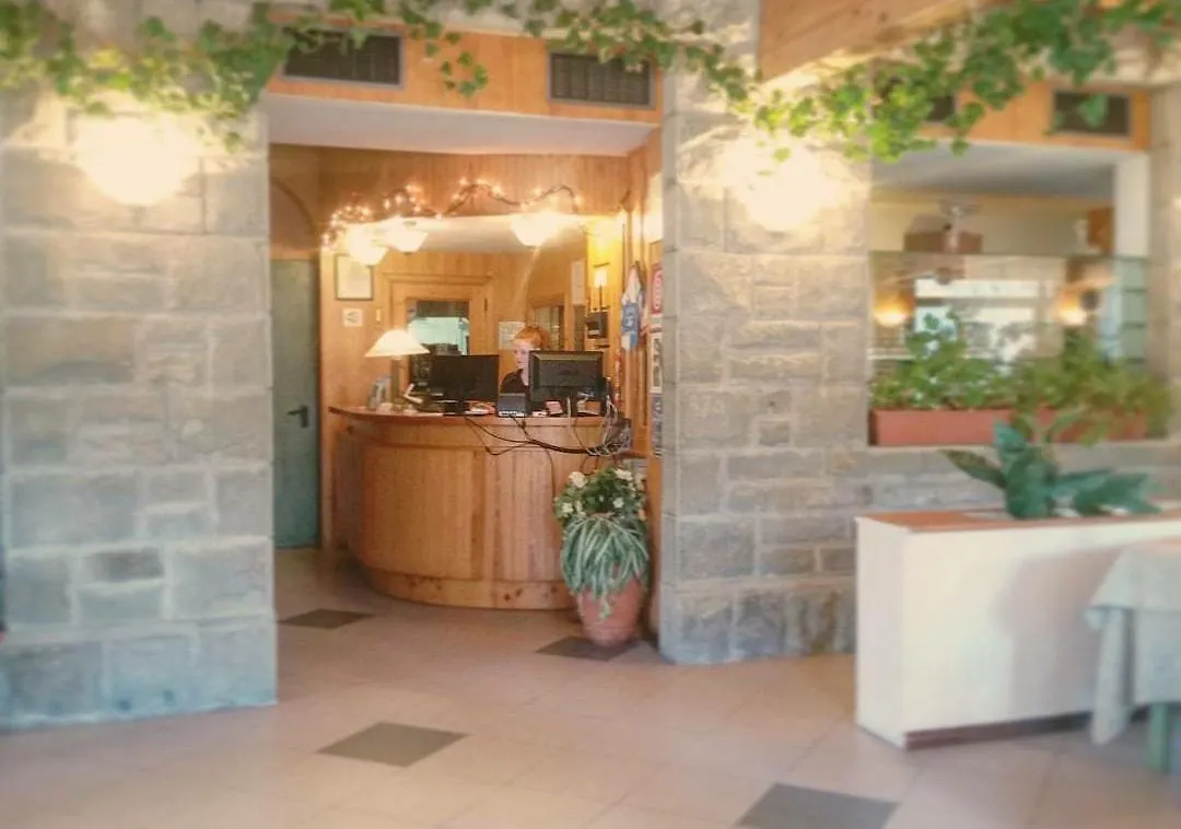 Hotel Albergo Ristorante Il Laghetto Fiumalbo Itálie